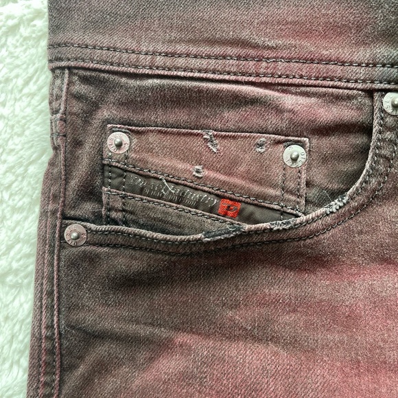 Diesel Men's Deep Red/ Burgundy Slim Jeans - Picture 10 of 14